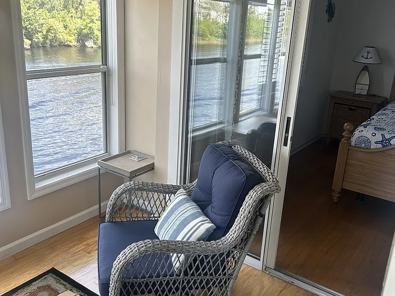 216 Landing Rd #G — Photo 10