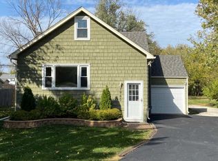 1960 Wisconsin Ave, Downers Grove, IL 60515