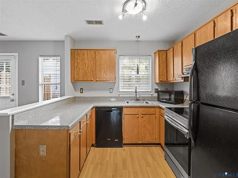 1814 Timberly Waye — Photo 13