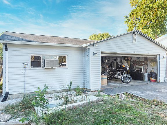 4th image of 2802 Archer Dr