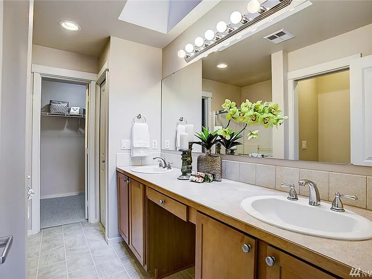 5557 Lakemont Blvd SE #1203 — Photo 13