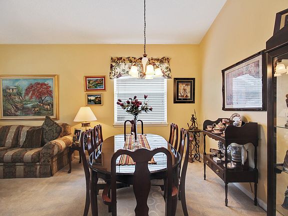3rd image of 10472 Eastpark Woods Dr