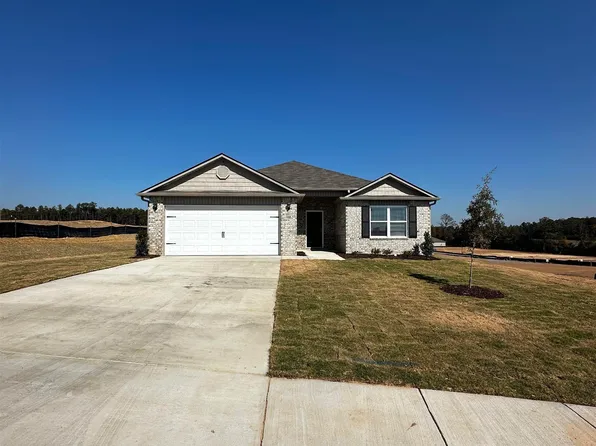 865 Camden Loop, Calera, AL 35040