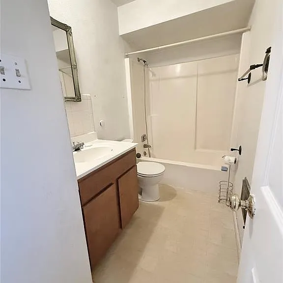 18 N 44th St #9 — Photo 6