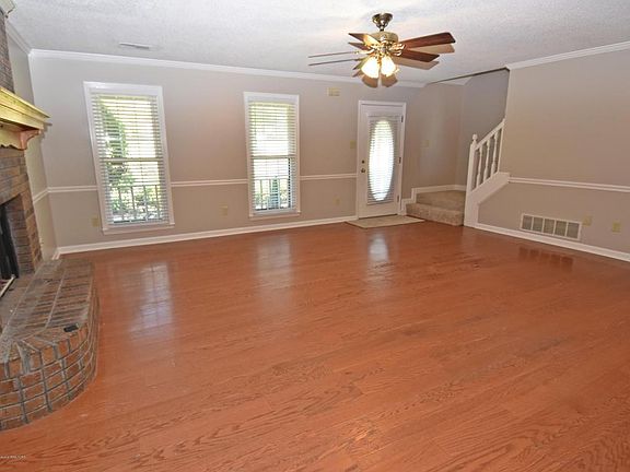 3rd image of 6780 Diana Dr