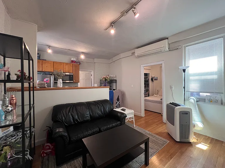 35 N Margin St #2 — Photo 12