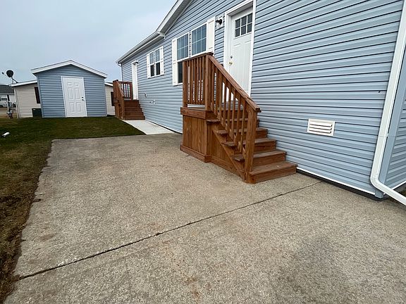 2nd image of 1627 Augusta Dr