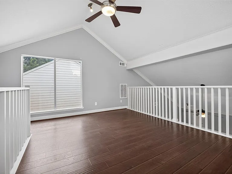 7111 Halfpenny Rd — Photo 34