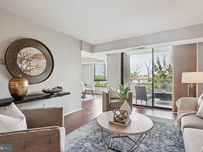 1808 Old Meadow Rd APT 1217, Mc Lean, VA, 22102