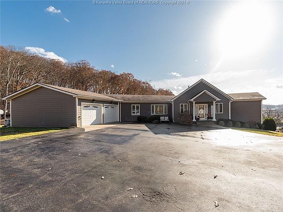 2nd image of 802 Nease Dr
