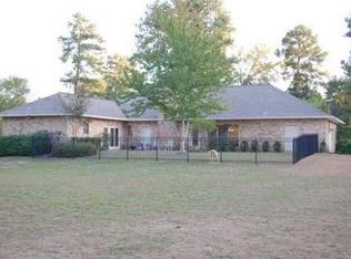 208 E Dalzell St, Shreveport, LA 71104
