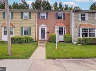 1818 Foxdale Ct, Crofton, MD 21114