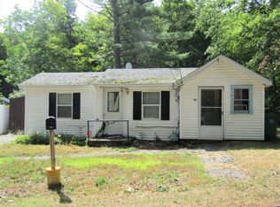 60 Scott Rd, Fitchburg, MA 01420
