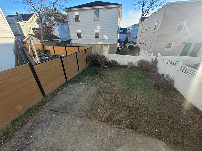 342 Long Ave — Photo 12