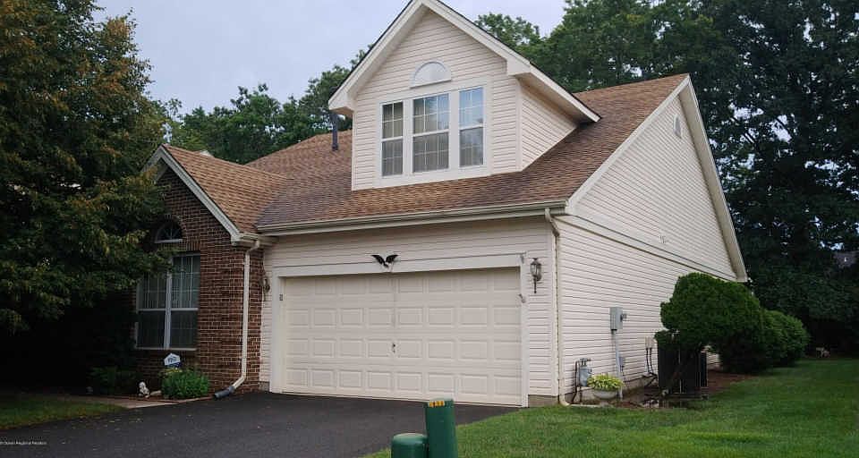 1st image of 144 Sylvan Lake Blvd