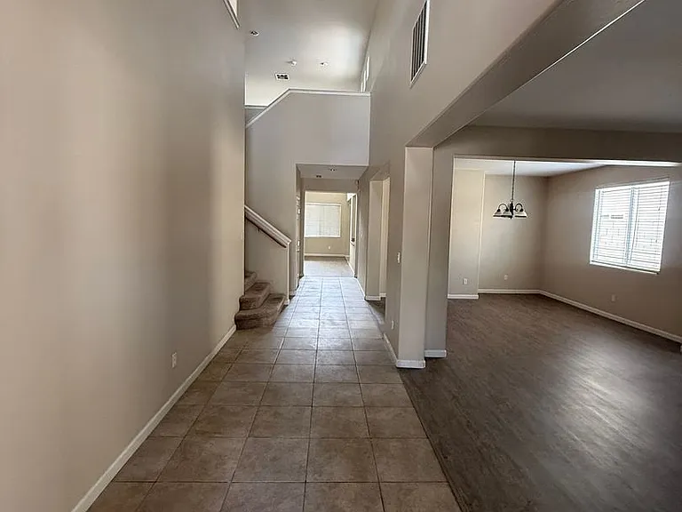 11425 Mondego Dr — Photo 3