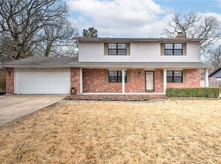 107 Ranchwood Dr, Springdale, AR 72764