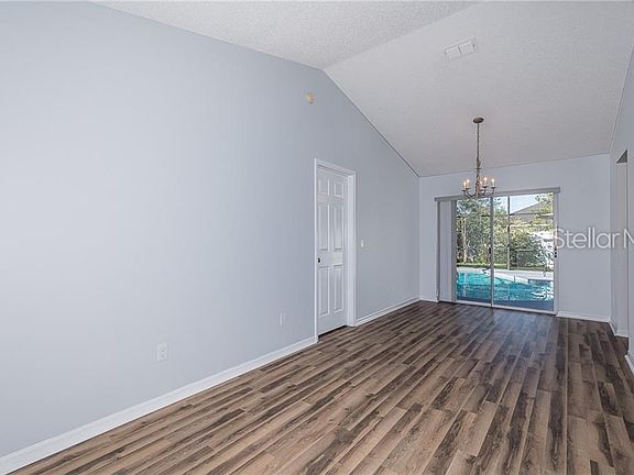 4th image of 614 Koala Ct