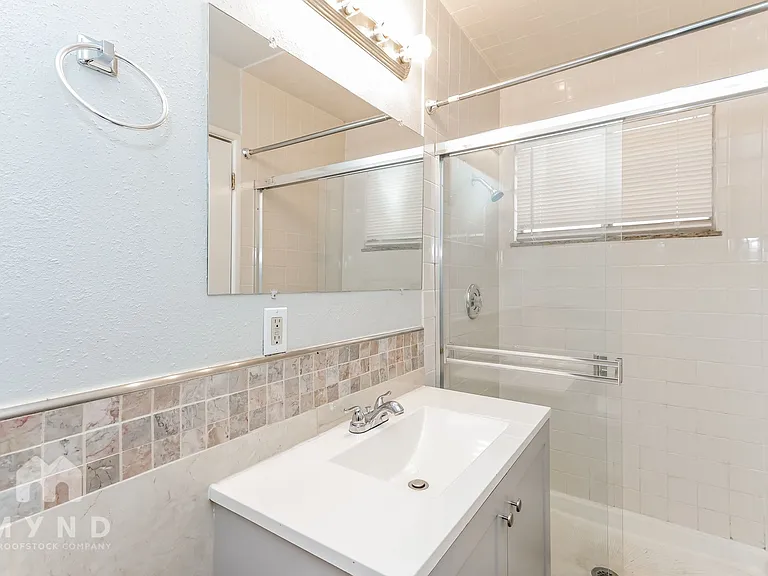 4794 Beadle St — Photo 12
