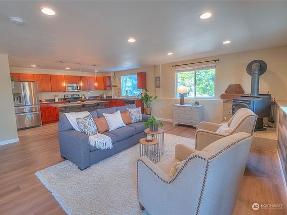 2nd image of 27805 SE 392nd Street
