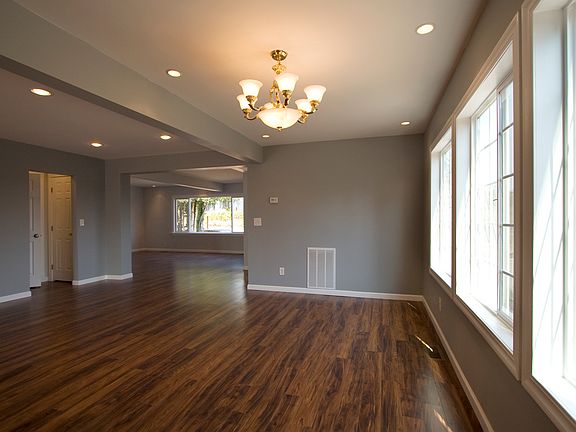 4th image of 4801 S 150th St