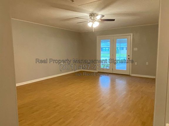 4th image of 913 Brewer St