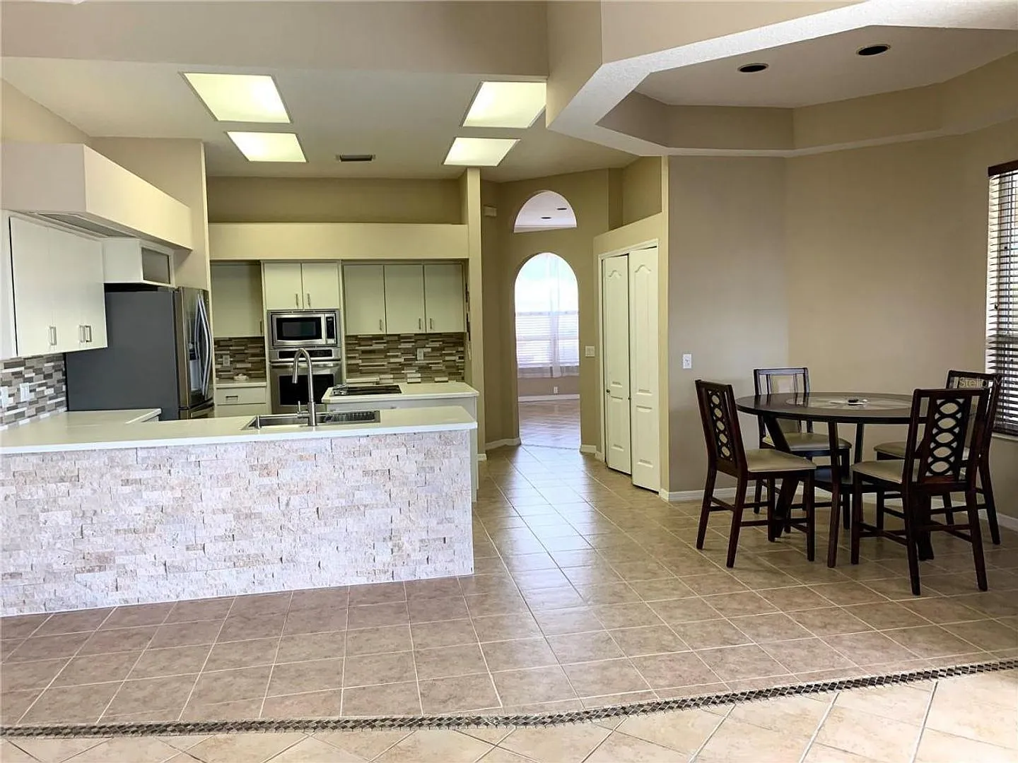 Welcome to one of Palm Coast most beautiful POOL Homes — Photo 4
