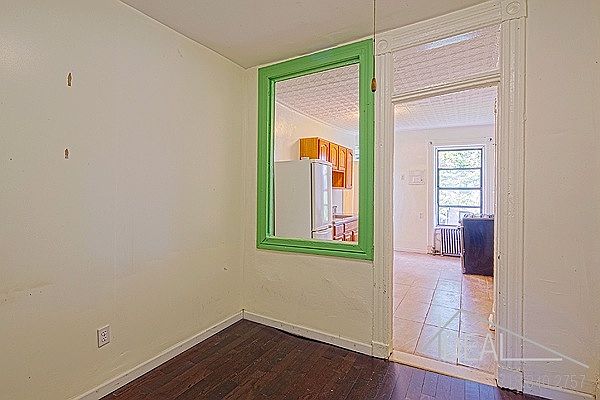 1st image of 448 A 17th St #2R