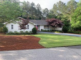 30 Idlewild Rd, Pinehurst, NC 28374