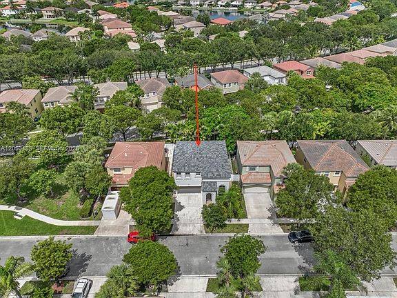 5th image of 5012 SW 155th Ave
