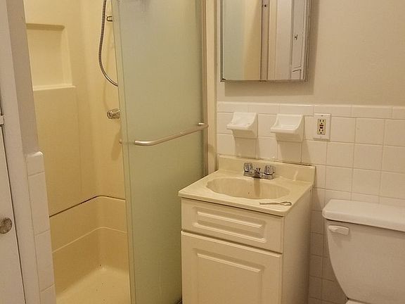 5th image of 32-39 Steinway St #2H