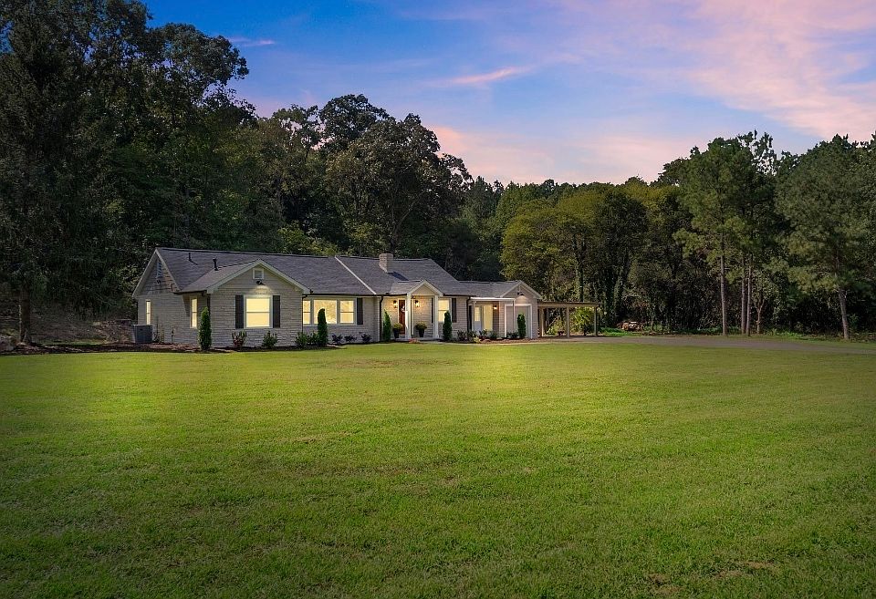 1st image of 4622 Rockmart Rd SE