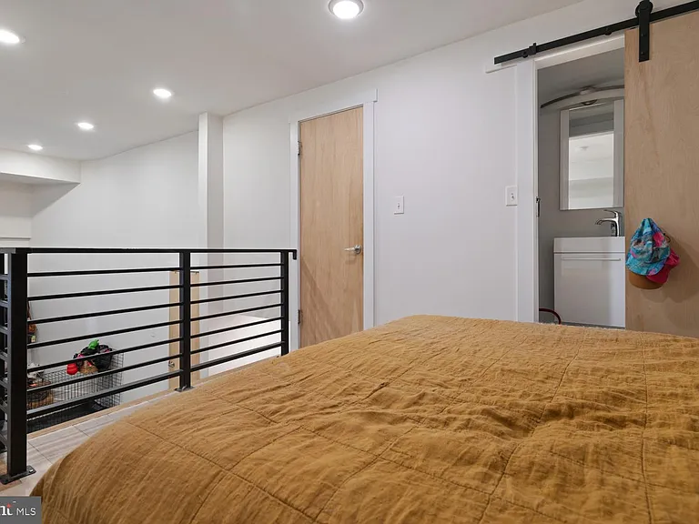 1238 E Montgomery Ave #1 — Photo 8