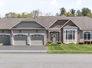 1032 Di Bella Dr, Schenectady, NY 12303