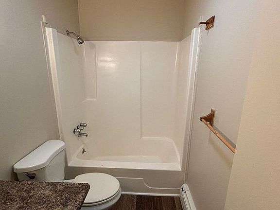 5th image of 2789 Erna Dr APT 1