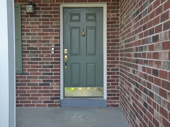 4th image of 9142 Maggie Ct