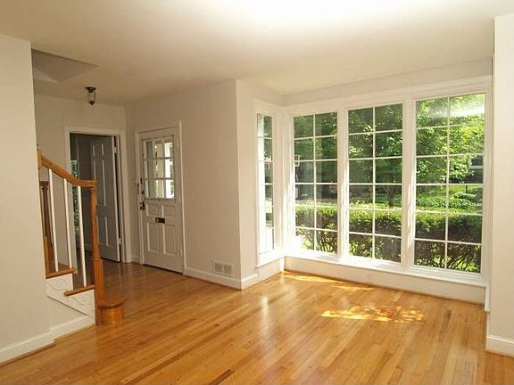 New box bay window