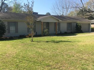 2814 Jamestown Rd, Hattiesburg, MS 39402