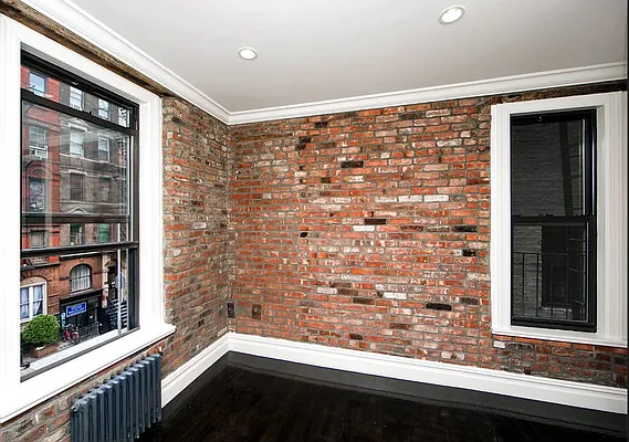 Rented by Avenues Real Estate | media 17