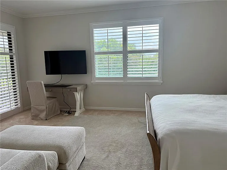 9498 Napoli Ln #201 — Photo 31