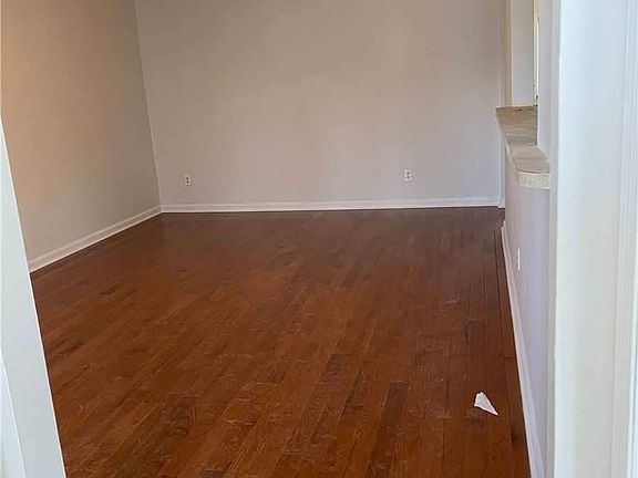 3rd image of 89-41 217th St Floor 1