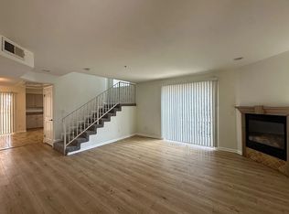 6440 Woodley Ave APT 4, Van Nuys, CA 91406