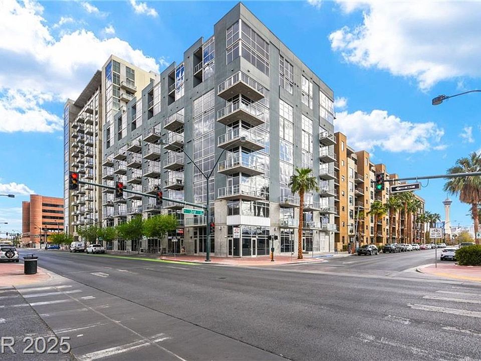1st image of 353 Bonneville Ave #311