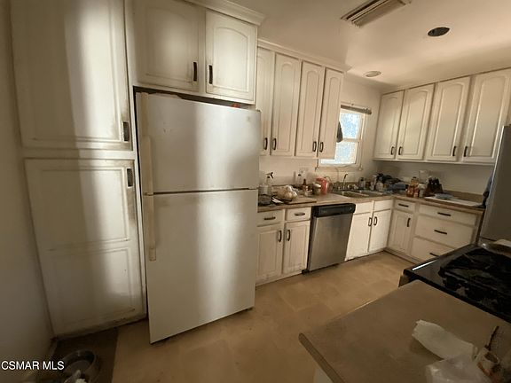 3rd image of 7432 Irondale Ave