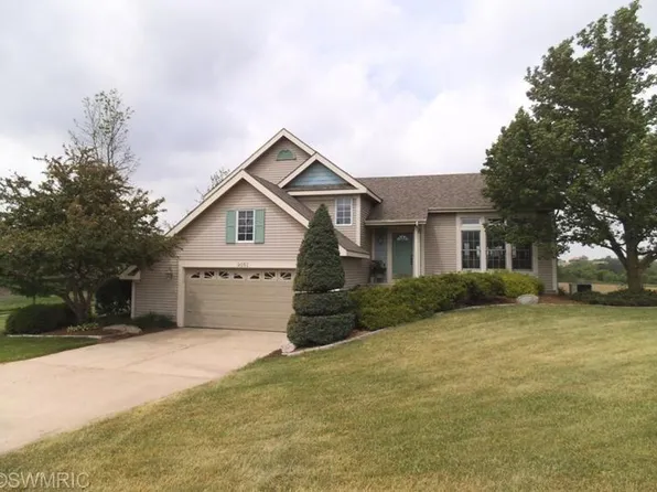 9051 Homerich Ave SW, Byron Center, MI 49315