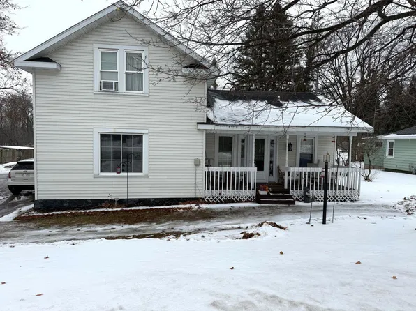 630 E MAIN STREET, Embarrass, WI 54933