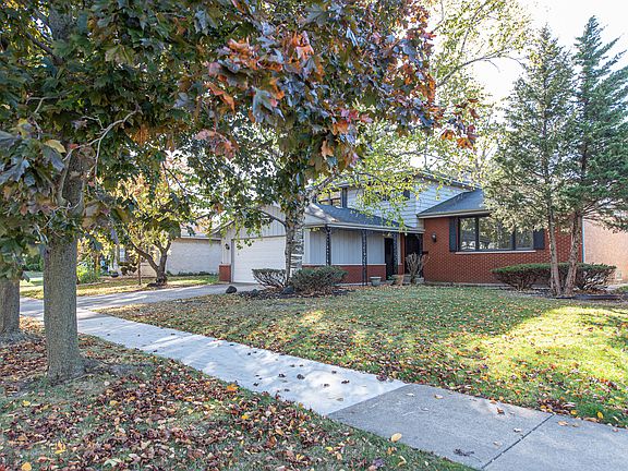 2nd image of 16554 Wausau Ave