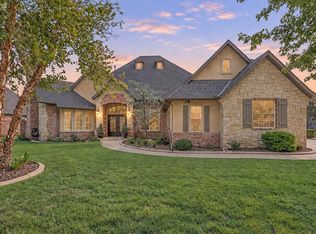 1032 W Camellia Way, Mustang, OK 73064
