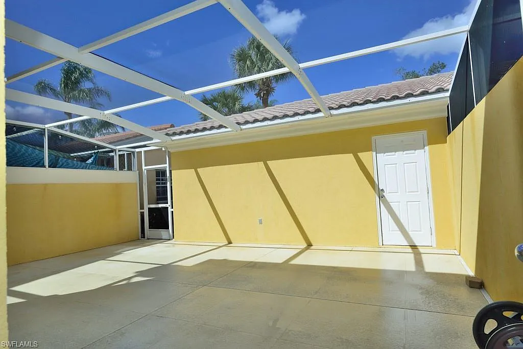 3 bed, 3.0 bath, 1868 sqft, $2,500 — Photo 3