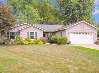 6304 Fiesta Ct, Lorain, OH 44053